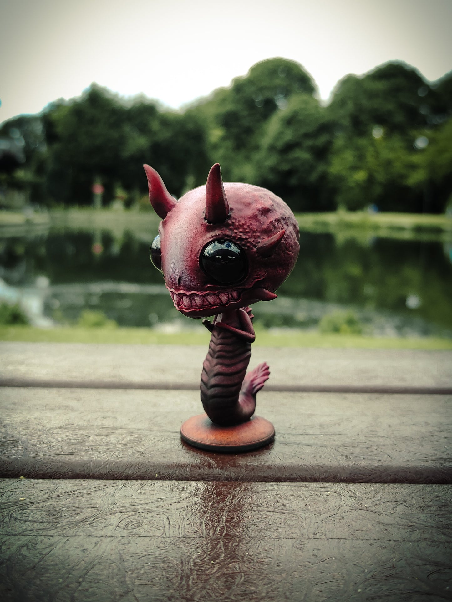 DAEBERRY - Handpainted resin Gloomberry (Art Toy)