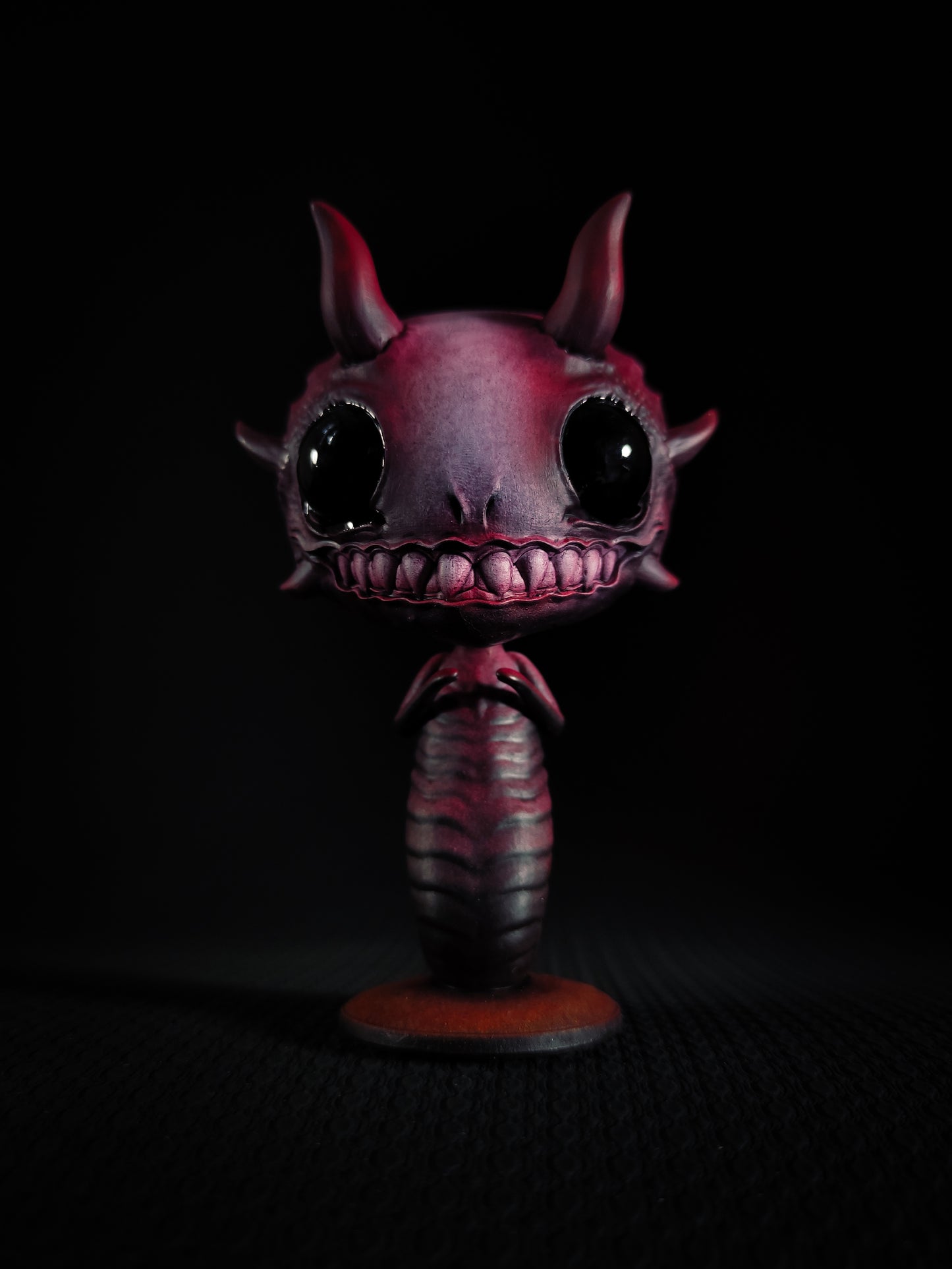 DAEBERRY - Handpainted resin Gloomberry (Art Toy)