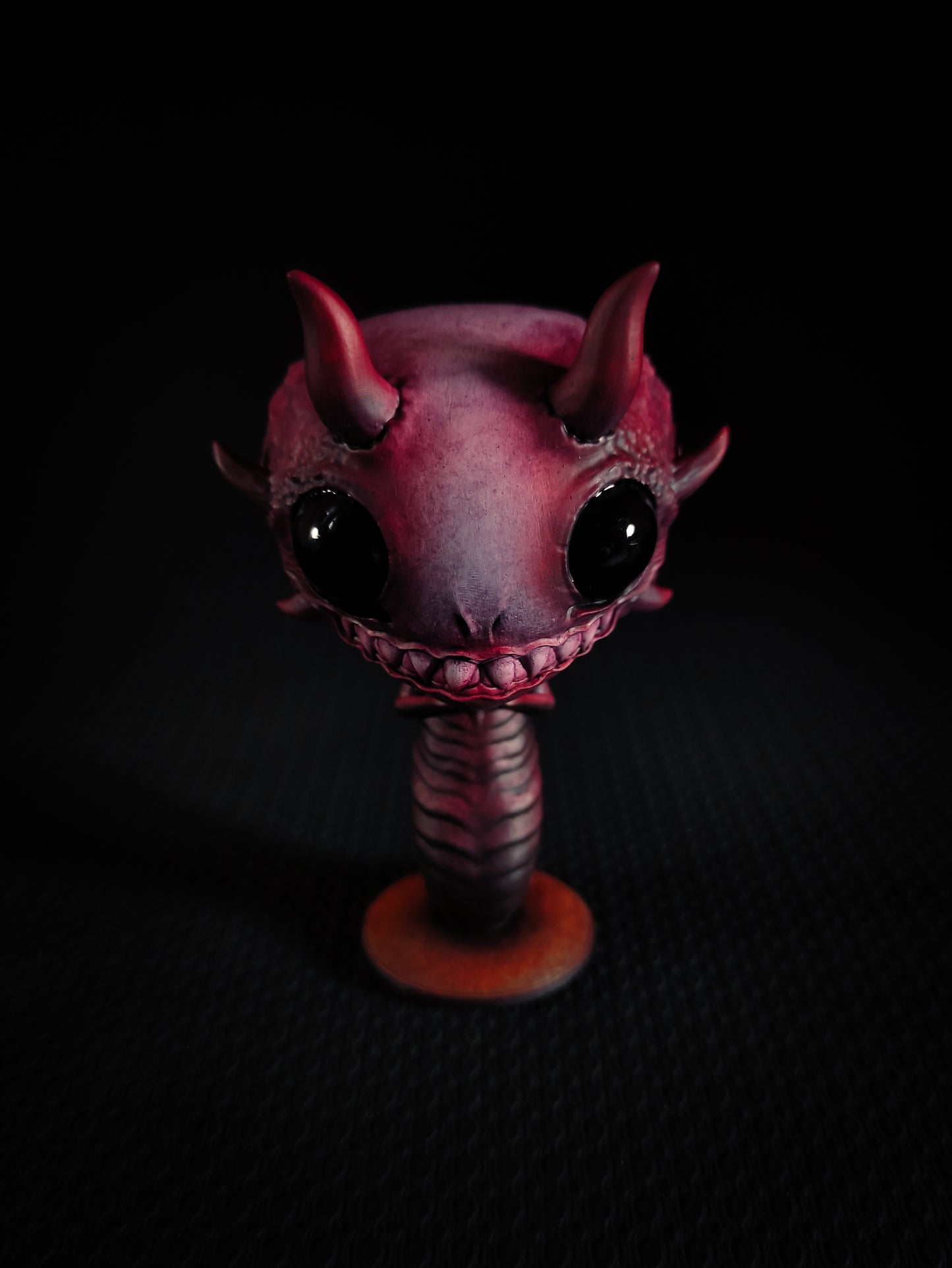 DAEBERRY - Handpainted resin Gloomberry (Art Toy)