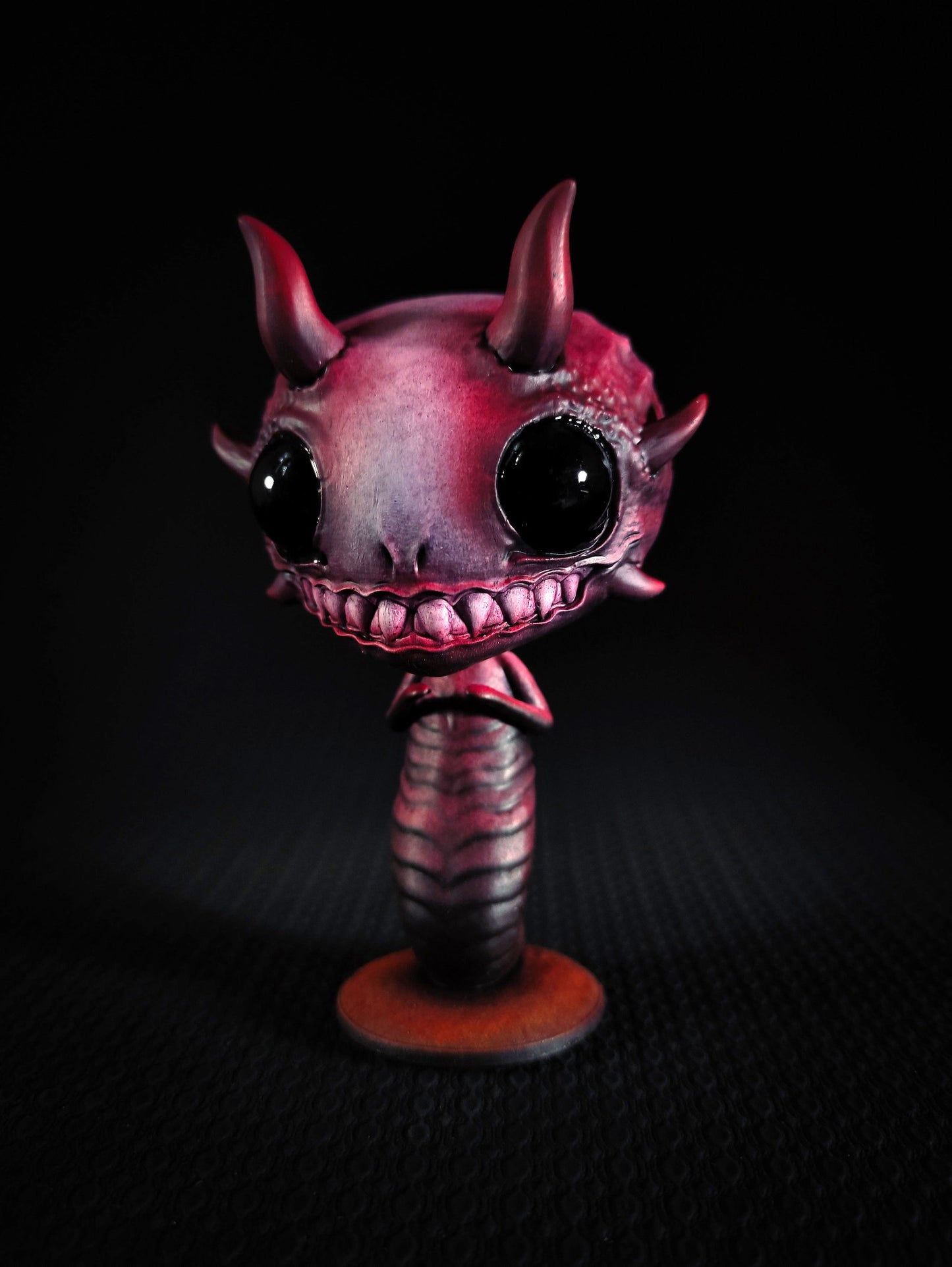 DAEBERRY - Handpainted resin Gloomberry (Art Toy)