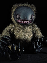 Load image into Gallery viewer, Albosul - FRIELDIANS Art Doll Plush Toy
