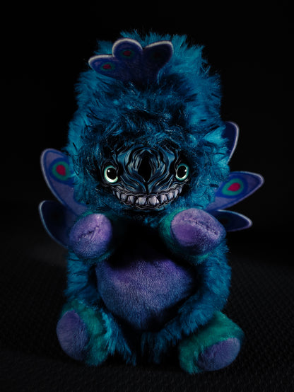 Flutur - FLOWER FRIEND Cryptid Art Doll Plush Toy