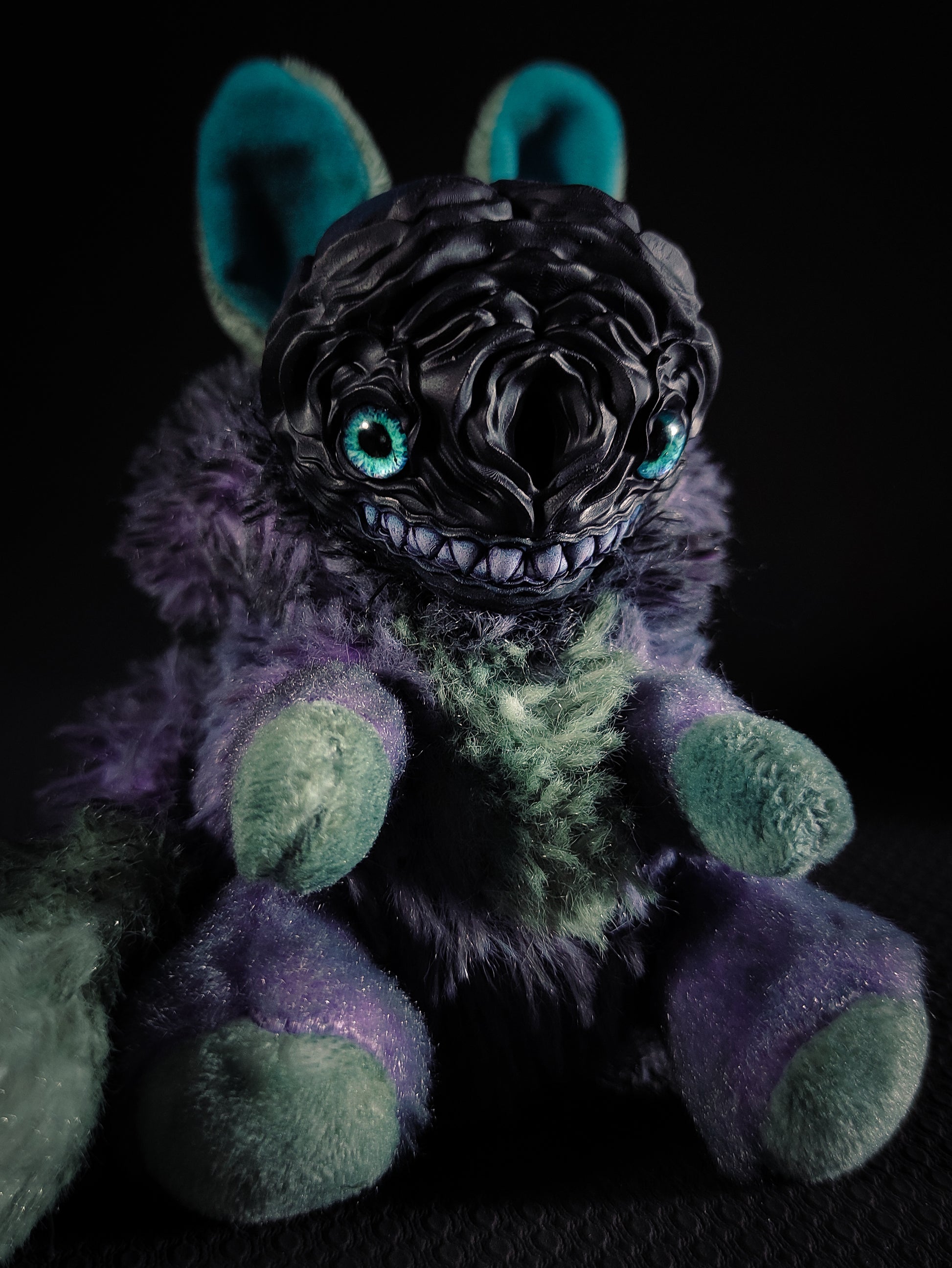 Helleborne - FLOWER FRIEND Cryptid Art Doll Plush Toy