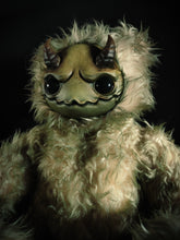 Load image into Gallery viewer, Azagarr (Rustic Revenge Ver.) - Monster Art Doll Plush Toy

