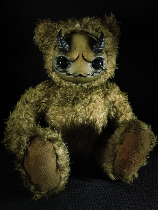 Azagarr (Acid Downpour Ver.) - Monster Art Doll Plush Toy