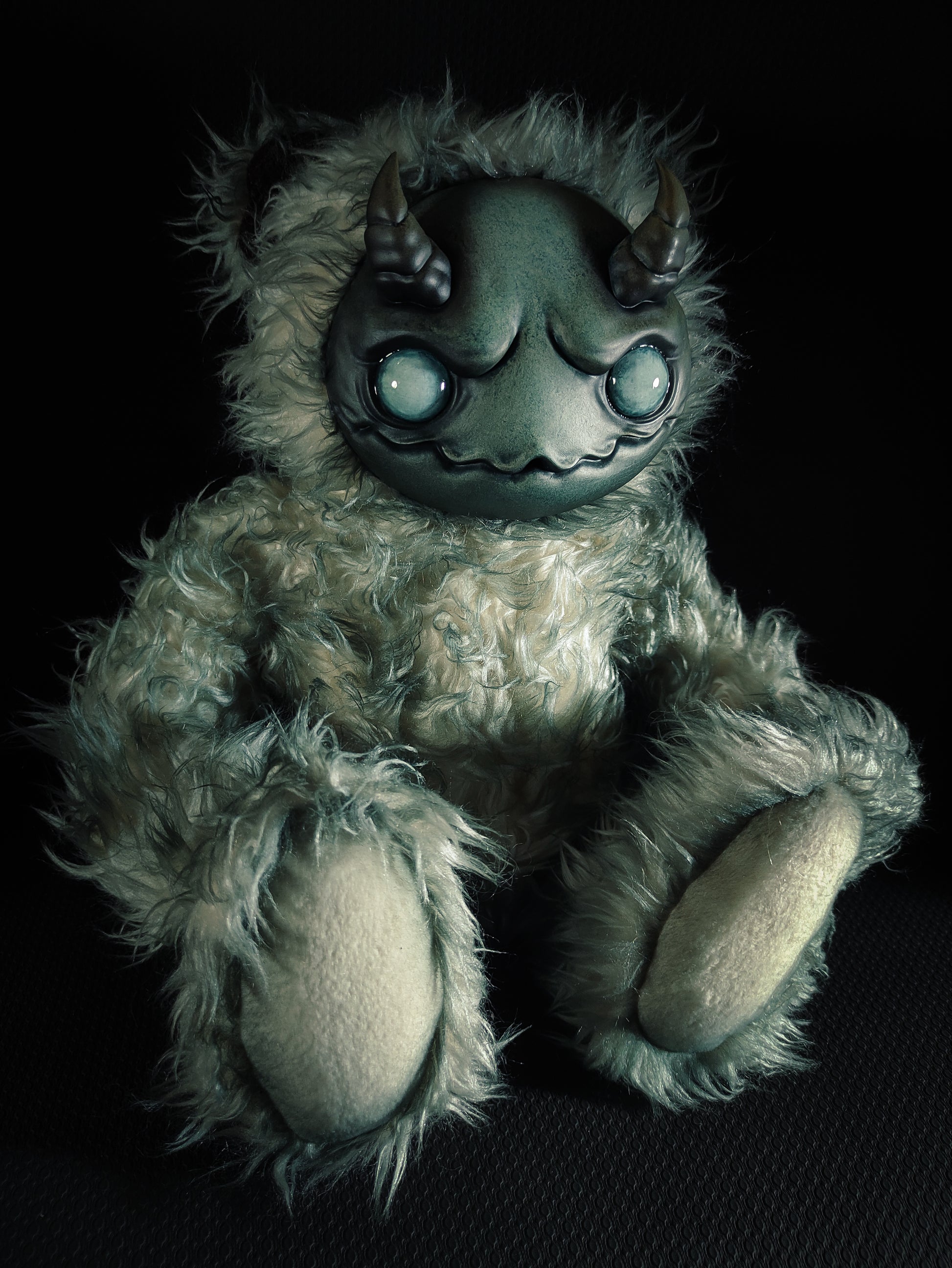 Azagarr (Frostbite Ver.) - Monster Art Doll Plush Toy