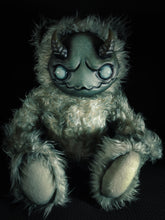 Load image into Gallery viewer, Azagarr (Frostbite Ver.) - Monster Art Doll Plush Toy
