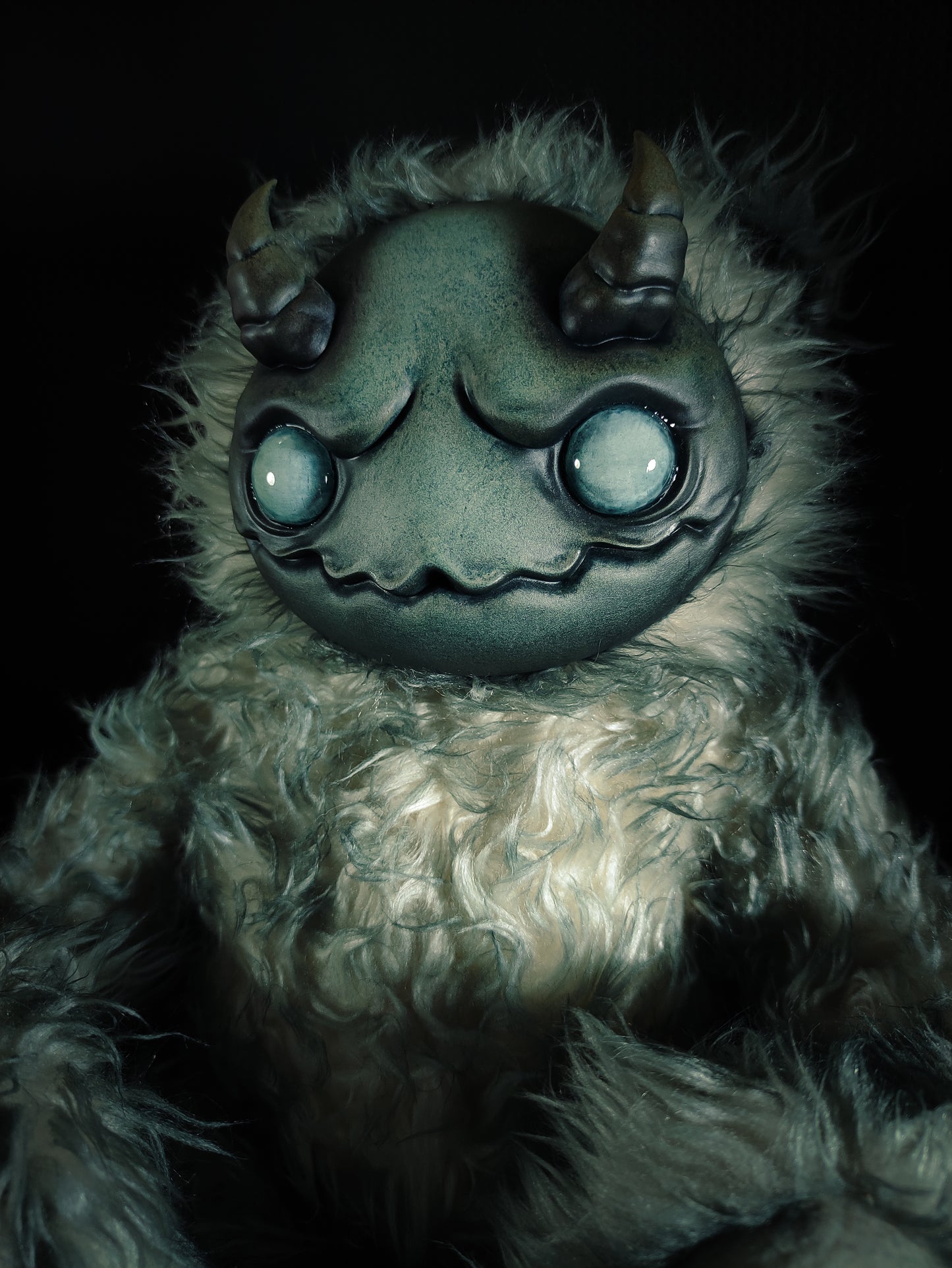 Azagarr (Frostbite Ver.) - Monster Art Doll Plush Toy