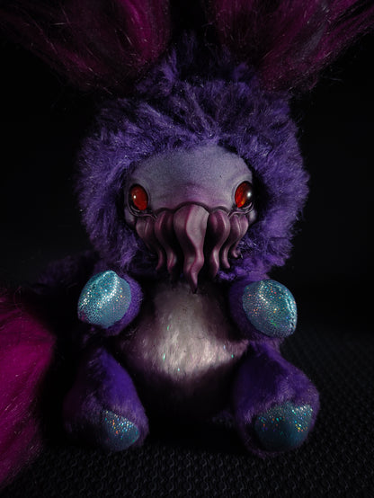 Juiticul - FRIENDTHULU Cryptid Art Doll Plush Toy