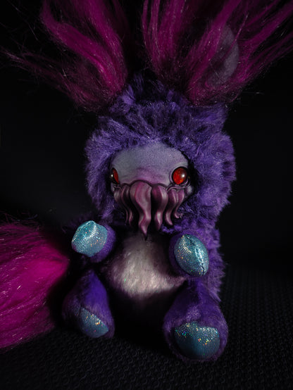 Juiticul - FRIENDTHULU Cryptid Art Doll Plush Toy