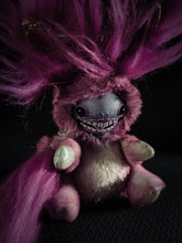 Load image into Gallery viewer, Venolet - Spritelet Cryptid Art Doll Plush Toy
