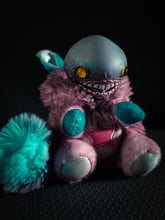 Load image into Gallery viewer, Cosmia - Spritelet Cryptid Art Doll Plush Toy
