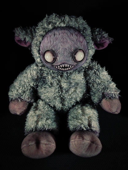 Ningen (Terrible Tartary Ver.) - Monster Art Doll Plush Toy