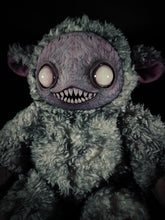 Load image into Gallery viewer, Ningen (Terrible Tartary Ver.) - Monster Art Doll Plush Toy
