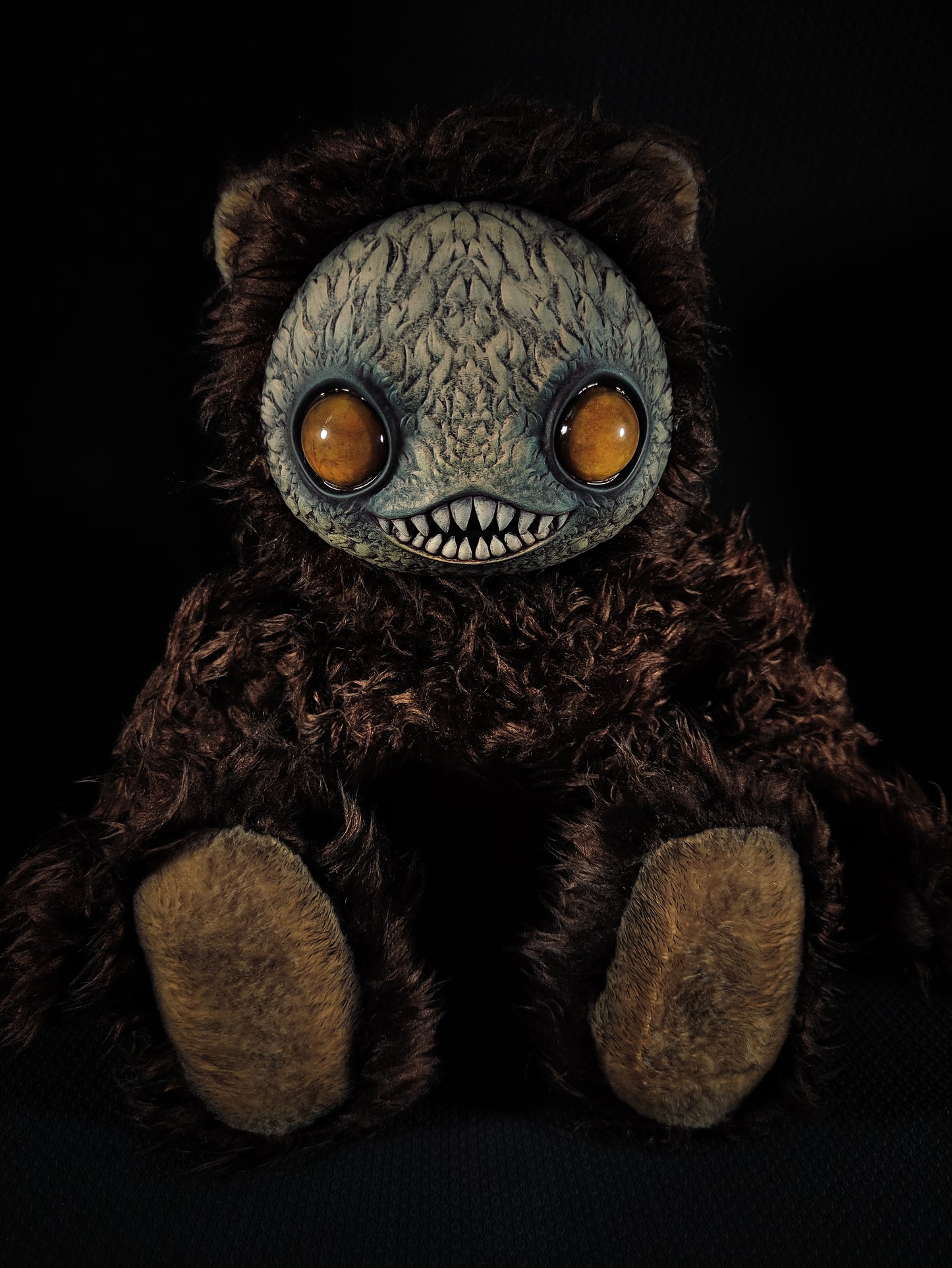 Ningen (Gold Gaze Ver.) - Monster Art Doll Plush Toy