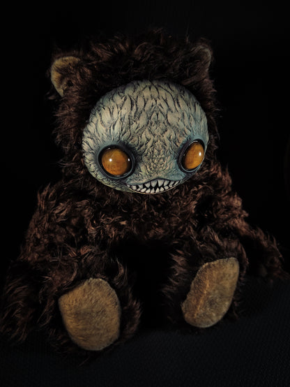 Ningen (Gold Gaze Ver.) - Monster Art Doll Plush Toy