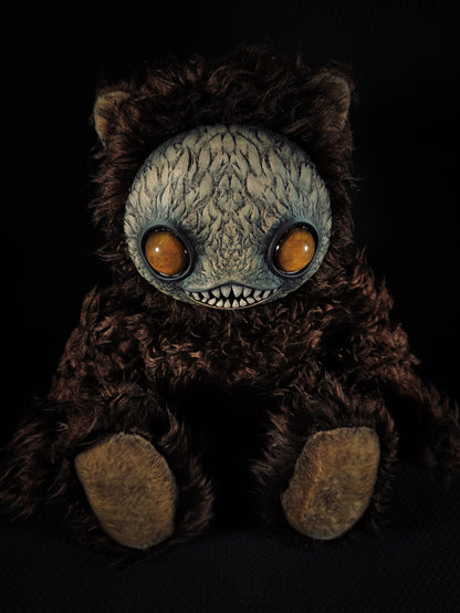 Ningen (Gold Gaze Ver.) - Monster Art Doll Plush Toy