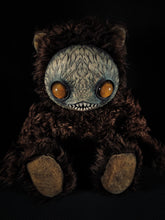 Load image into Gallery viewer, Ningen (Gold Gaze Ver.) - Monster Art Doll Plush Toy
