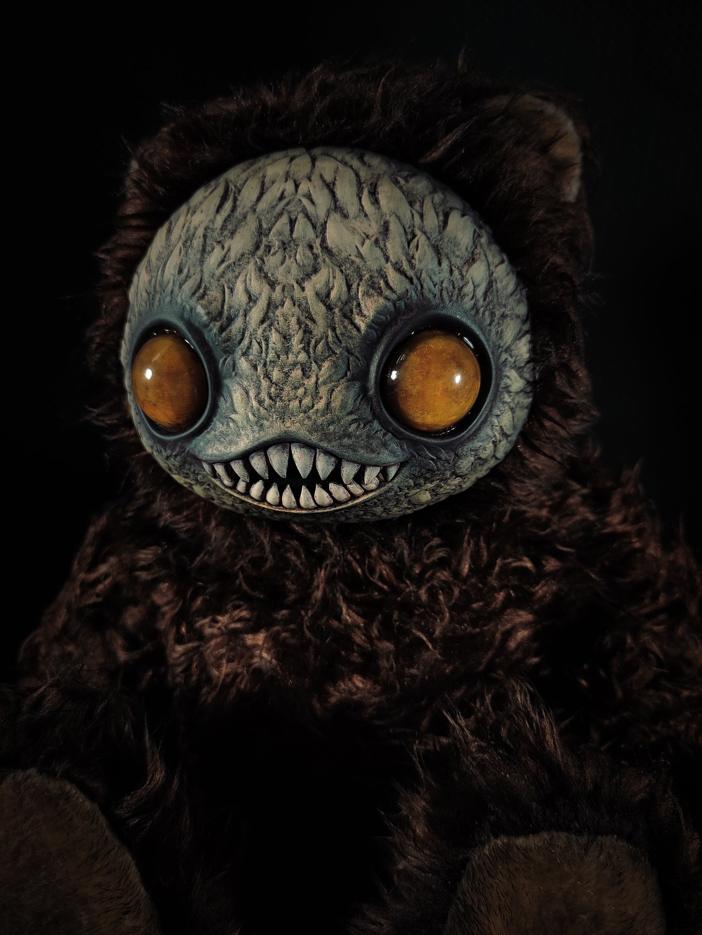 Ningen (Gold Gaze Ver.) - Monster Art Doll Plush Toy