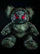 Load image into Gallery viewer, Arakobe (Manic Mandibles Ver.) - Monster Art Doll Plush Toy
