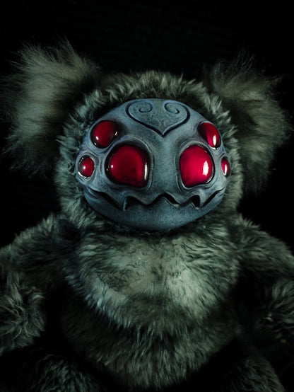Arakobe (Manic Mandibles Ver.) - Monster Art Doll Plush Toy