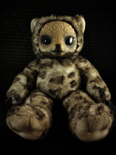 Load image into Gallery viewer, Falkun (Prideful Stride Ver.) - Monster Art Doll Plush Toy
