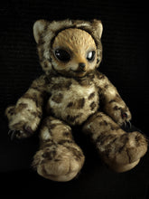 Load image into Gallery viewer, Falkun (Prideful Stride Ver.) - Monster Art Doll Plush Toy
