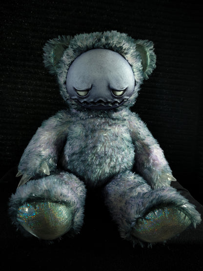 Gosia (Pale Iridus Ver.) - Monster Art Doll Plush Toy