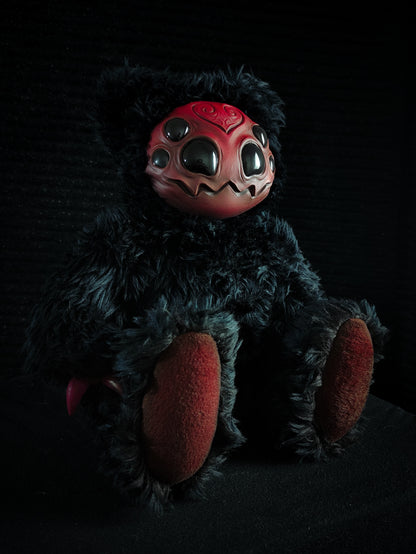 Arakobe (Morose Mandibles Ver.) - Monster Art Doll Plush Toy