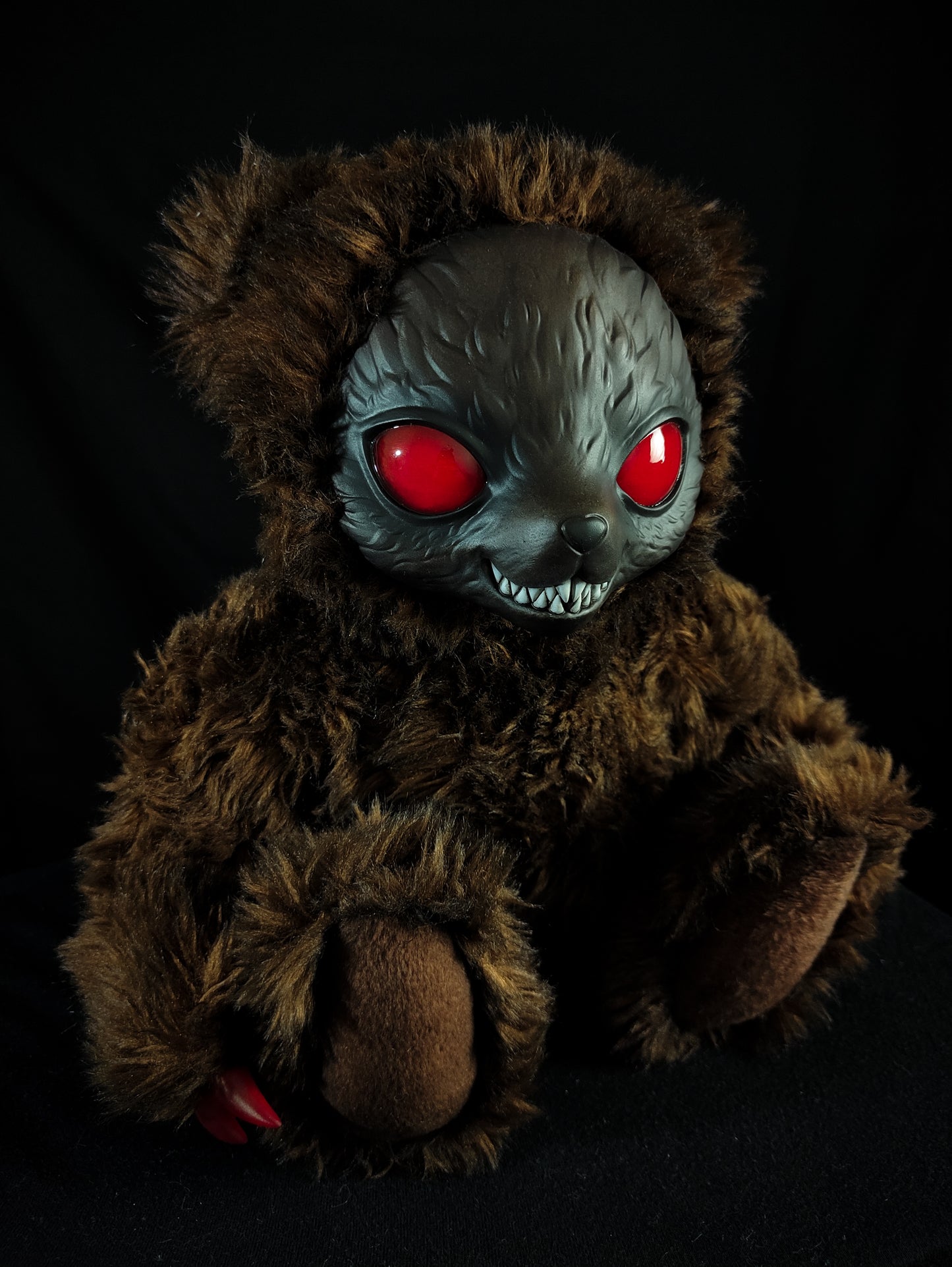 Howl (Dark Beacon Ver.) - Monster Art Doll Plush Toy