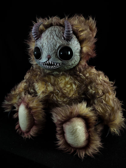 Yukigen (Abominable Snowman Ver.) - Monster Art Doll Plush Toy