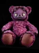 Load image into Gallery viewer, Yukigen (Candy Cane Ver.) - Monster Art Doll Plush Toy
