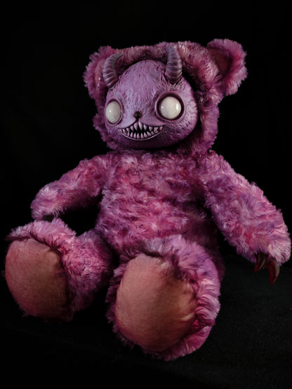 Yukigen (Candy Cane Ver.) - Monster Art Doll Plush Toy