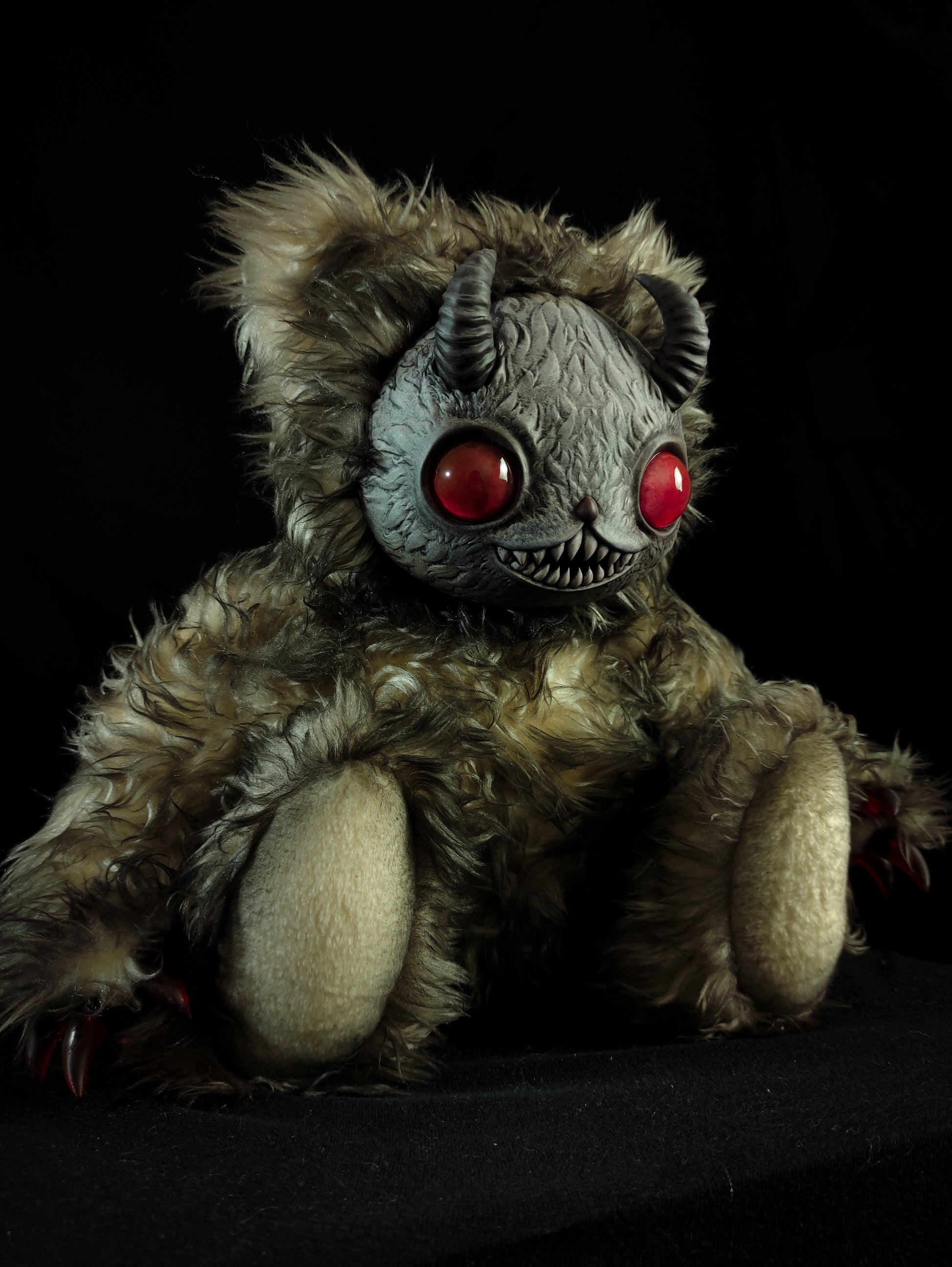 Yukigen (Krazy Krampus Ver.) - Monster Art Doll Plush Toy