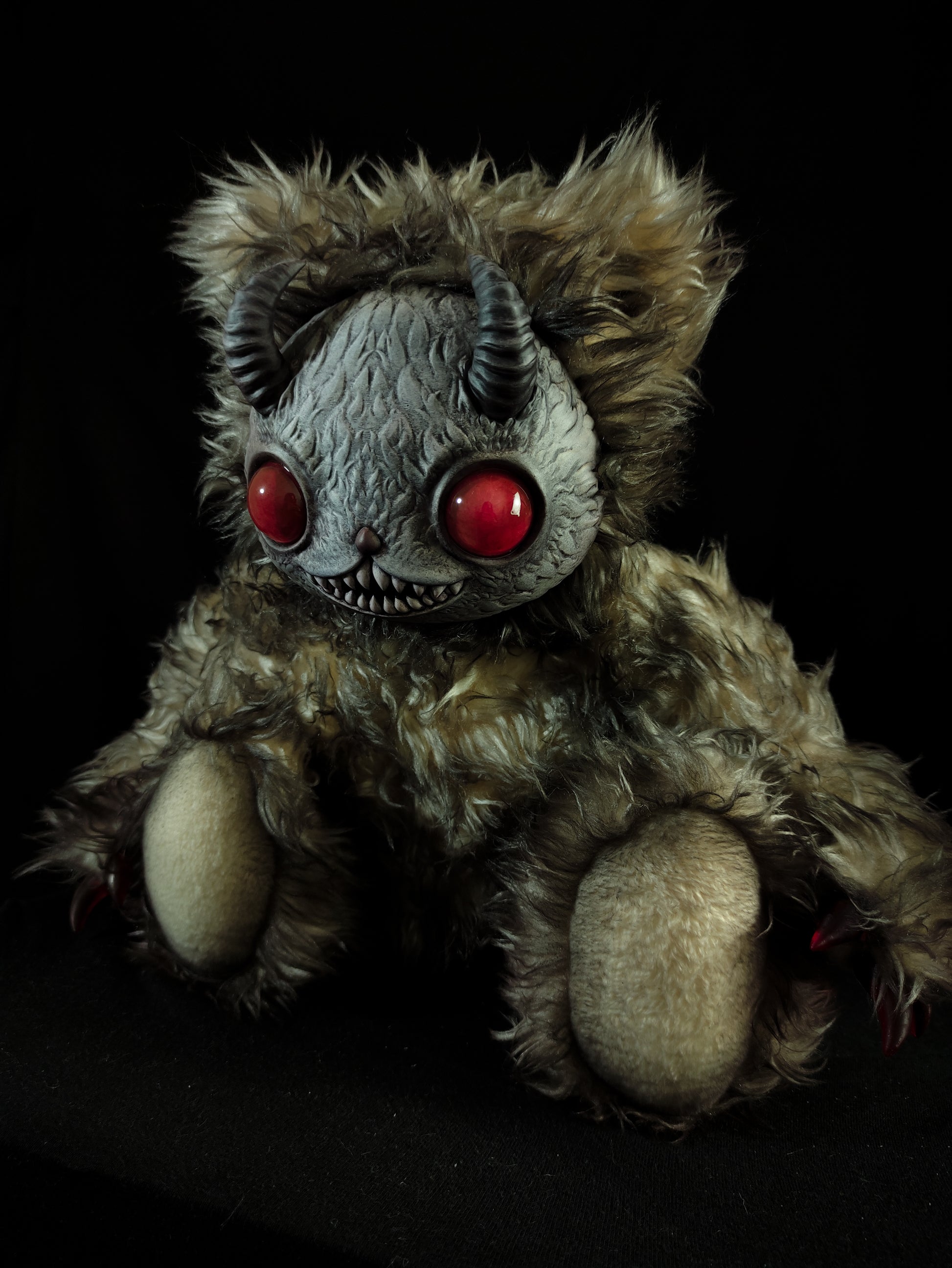 Yukigen (Krazy Krampus Ver.) - Monster Art Doll Plush Toy