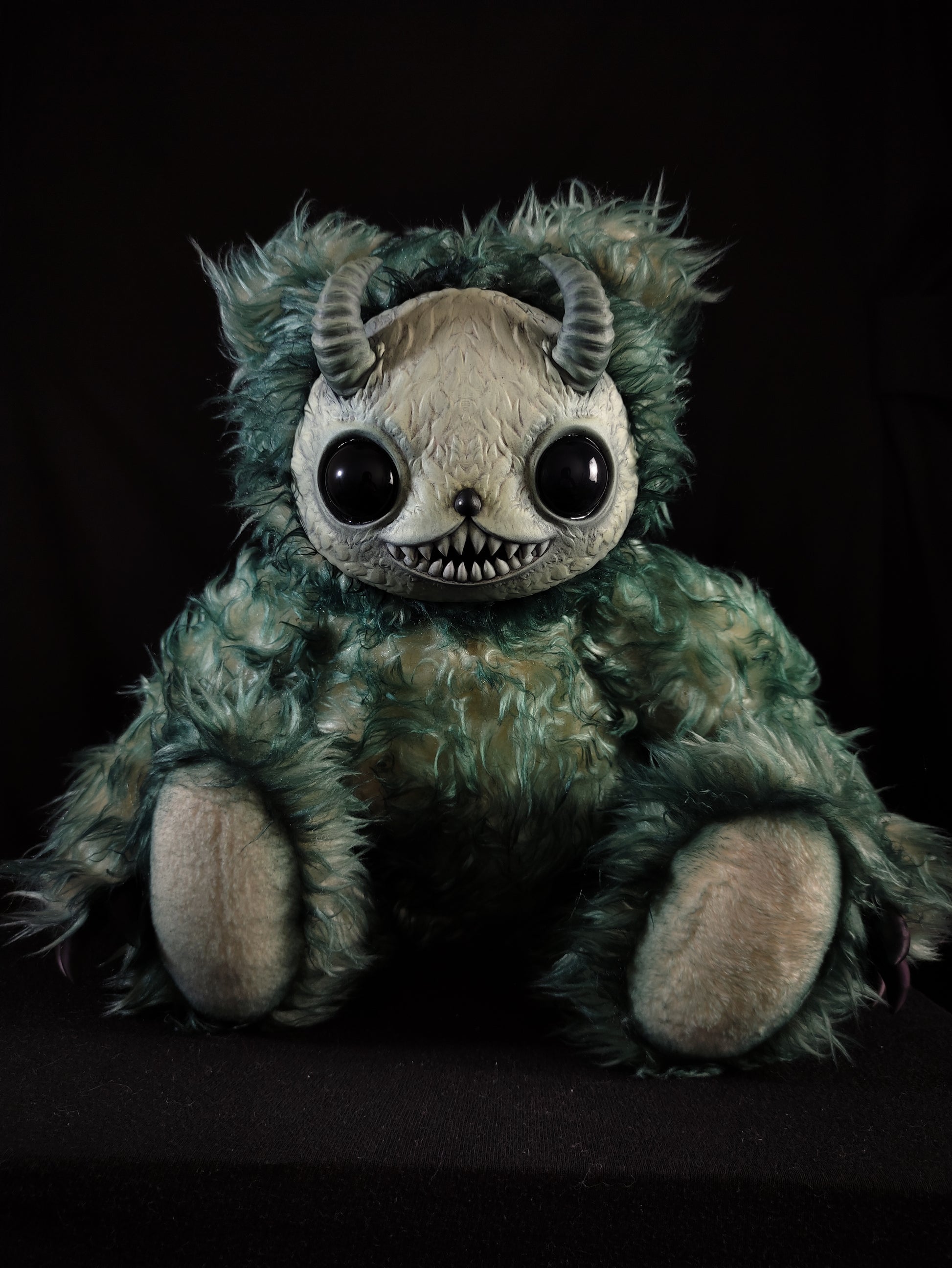 Yukigen (Yuletide Yeti Ver.) - Monster Art Doll Plush Toy