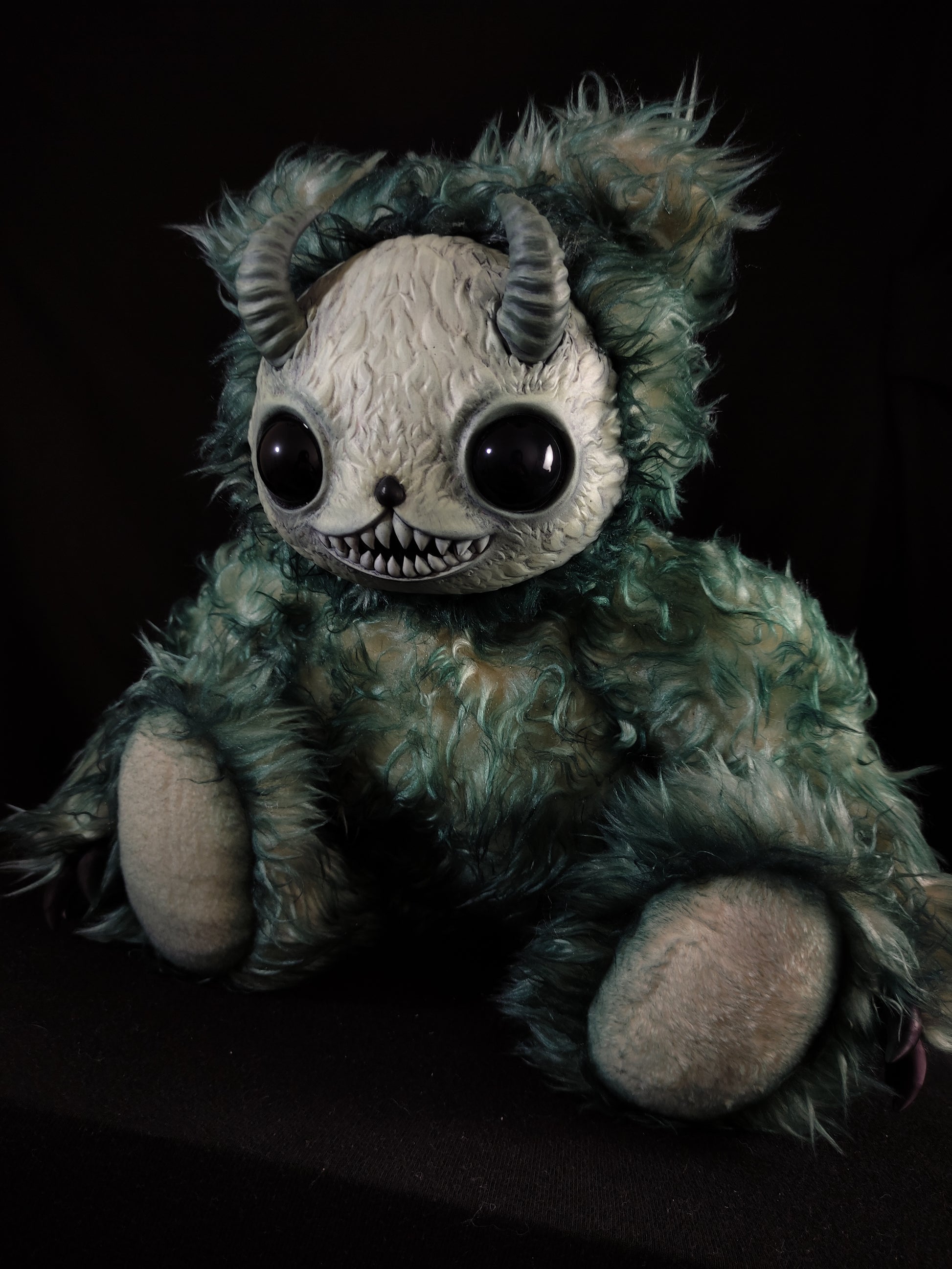 Yukigen (Yuletide Yeti Ver.) - Monster Art Doll Plush Toy