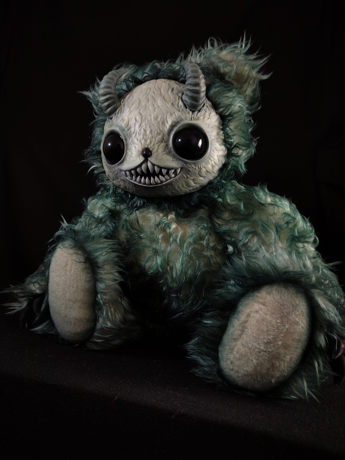 Yukigen (Yuletide Yeti Ver.) - Monster Art Doll Plush Toy