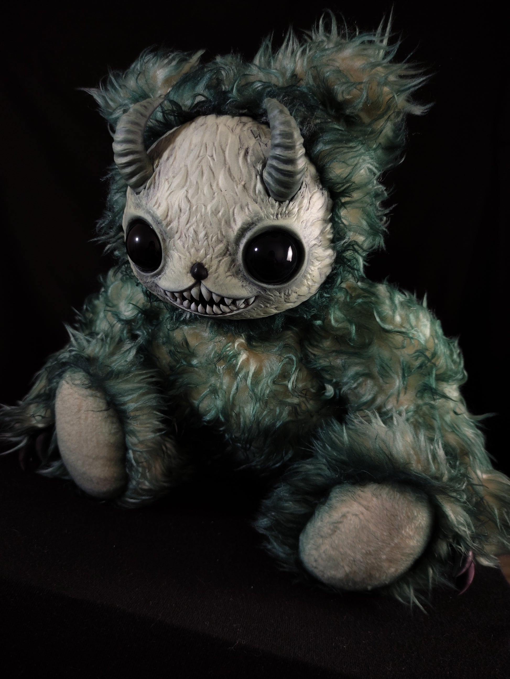 Yukigen (Yuletide Yeti Ver.) - Monster Art Doll Plush Toy