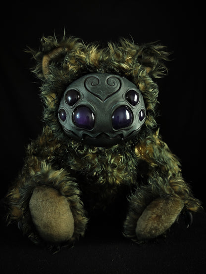 Arakobe (Log Lurker Ver.) - Monster Art Doll Plush Toy