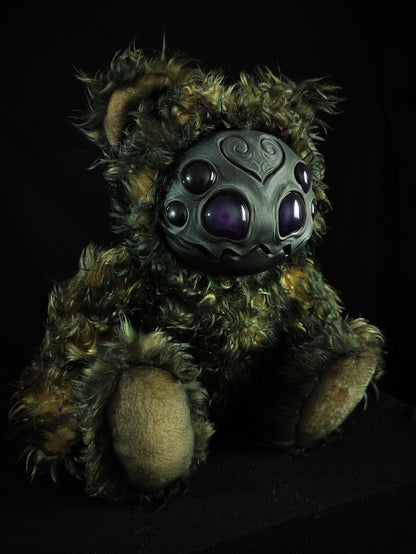 Arakobe (Log Lurker Ver.) - Monster Art Doll Plush Toy