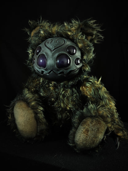Arakobe (Log Lurker Ver.) - Monster Art Doll Plush Toy