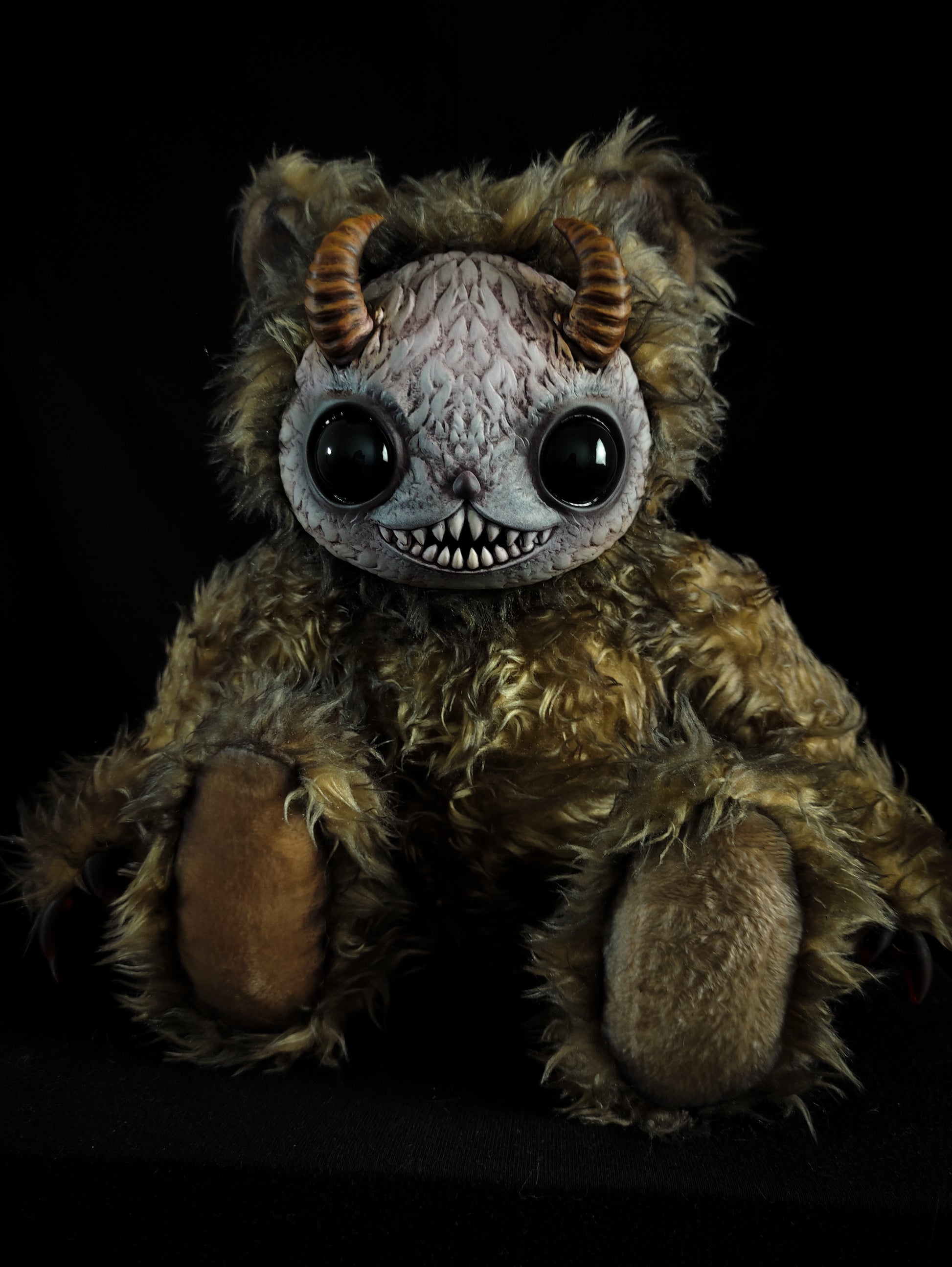 Yukigen (Gloombell Ver.) - Monster Art Doll Plush Toy