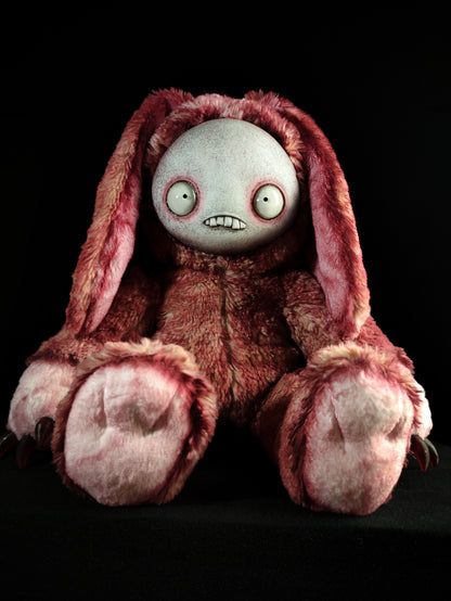 Jitters (Crimson Snowfall) - Monster Art Doll Plush Toy
