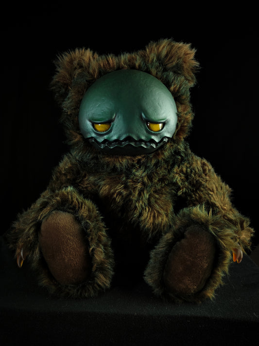 Gosia (Mean Green Ver.) - Monster Art Doll Plush Toy