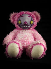 Load image into Gallery viewer, Rottlez (Kotton Kandy Ver.) - Monster Art Doll Plush Toy

