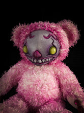 Load image into Gallery viewer, Rottlez (Kotton Kandy Ver.) - Monster Art Doll Plush Toy
