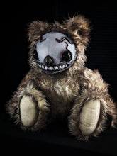 Load image into Gallery viewer, Rottlez (Krying Klown Ver.) - Monster Art Doll Plush Toy
