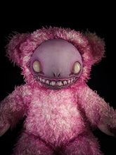 Load image into Gallery viewer, Friend (Sugar Slice ver.) - Monster Art Doll Plush Toy
