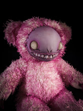 Load image into Gallery viewer, Friend (Sugar Slice ver.) - Monster Art Doll Plush Toy
